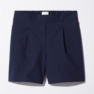 Aritzia Babaton ALVIN short size 6 Navy